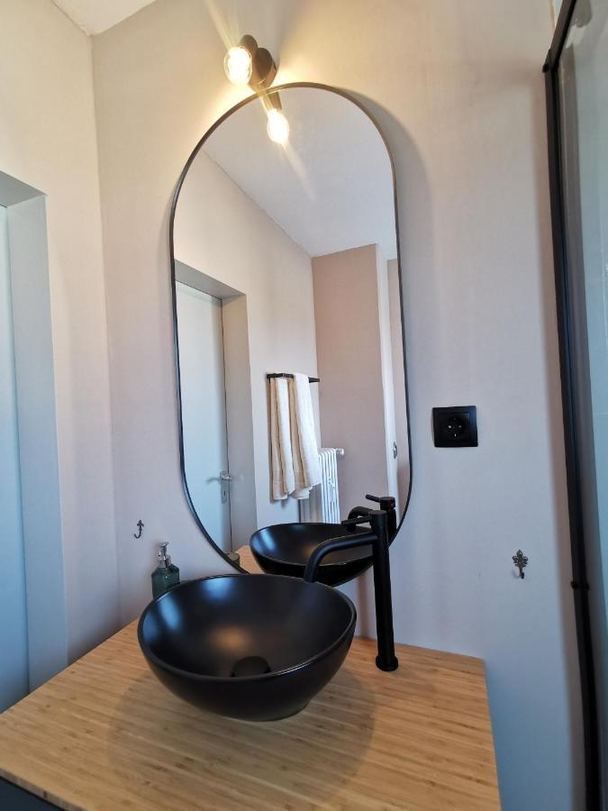 Up Wulkje21 Neu Renovierte Wohnung Mit Pkw Stellplatz Emden Bagian luar foto